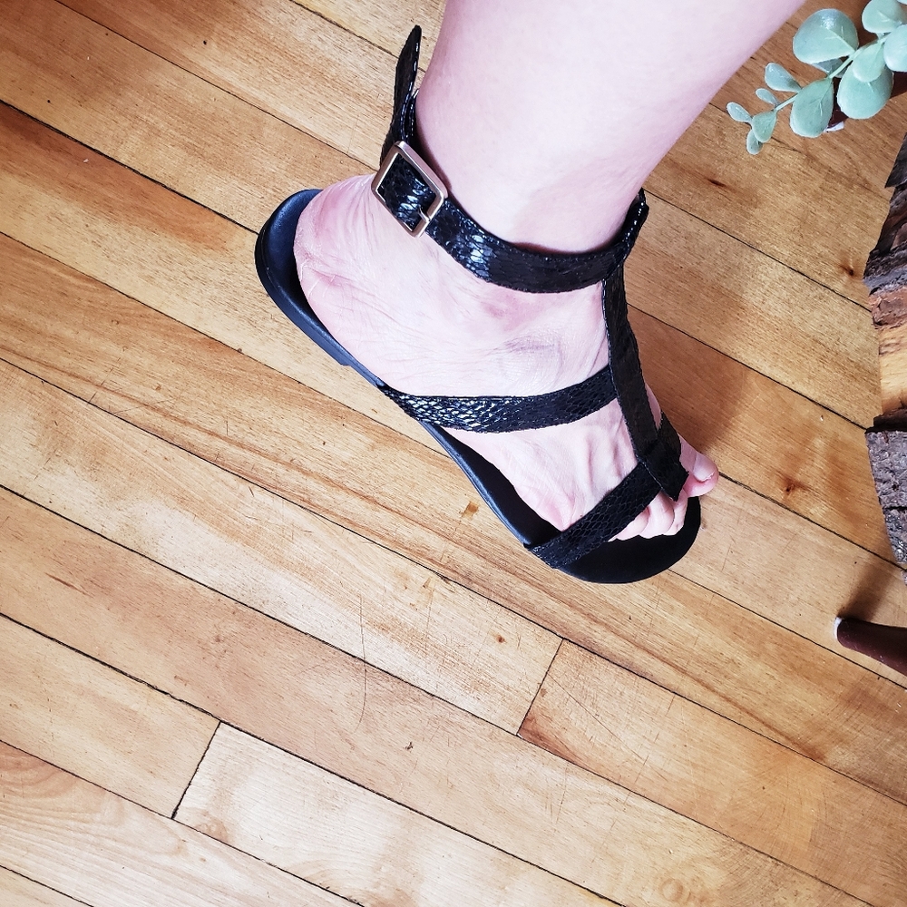JEFFREY CAMPBELL NWT Leather Ankle Wrap Embossed Sandals - 10